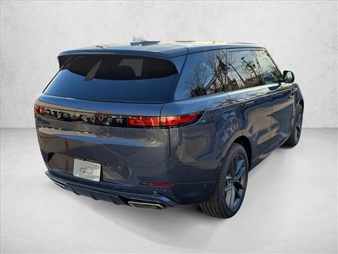 New 2025 Land Rover Range Rover Sport Dynamic SE image 5