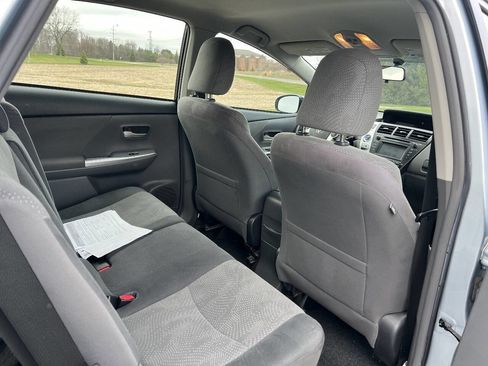 Used 2012 Toyota Prius V Three image 11