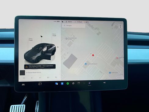 Used 2022 Tesla Model Y Performance image 32