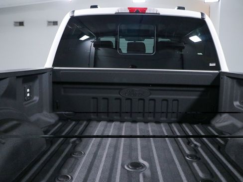Used 2024 Ford F250 Lariat w/ Black Appearance Package AWD/4WD image 31