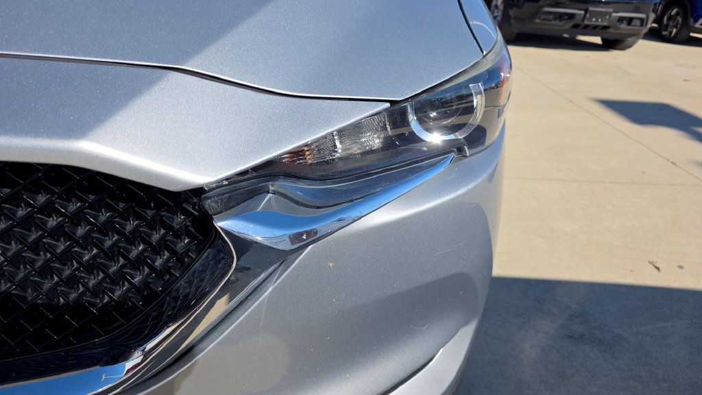 Used 2017 MAZDA CX-5 Touring w/ Preferred Equipment Package AWD/4WD image 9