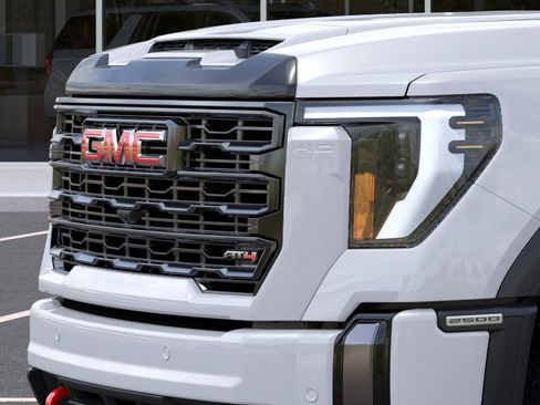 New 2026 GMC Sierra 2500 AT4 w/ AT4 Premium Plus Package AWD/4WD image 13