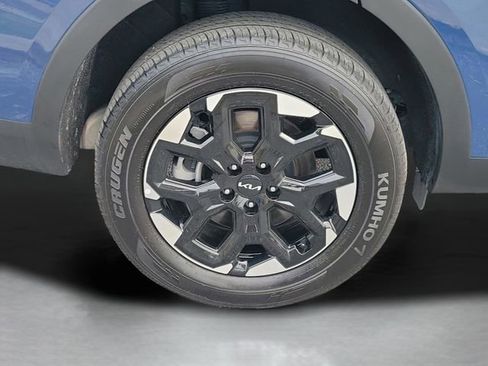 Used 2025 Kia Sorento S AWD/4WD image 5