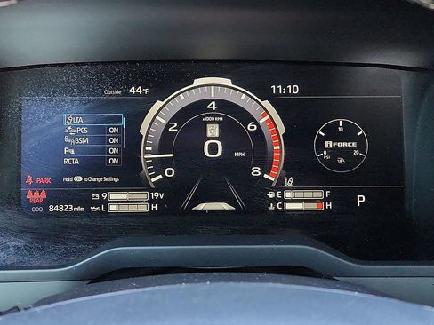 Used 2022 Toyota Tundra 1794 Edition image 9