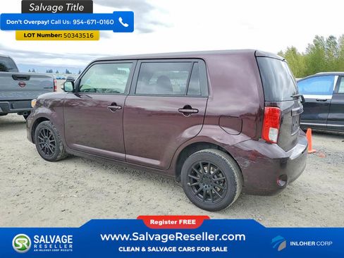 Used 2012 Scion xB FWD image 3