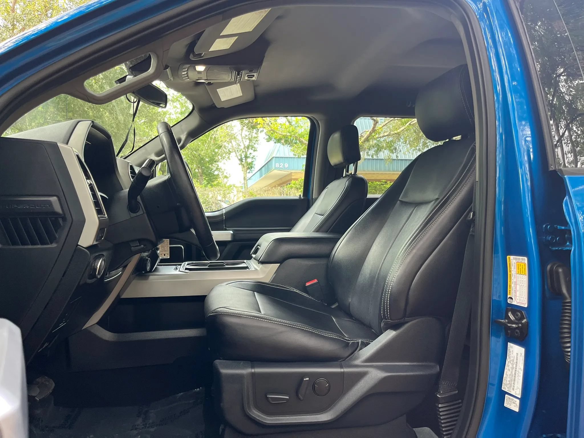 Used 2021 Ford F250 Lariat w/ Tremor Off-Road Package AWD/4WD image 16