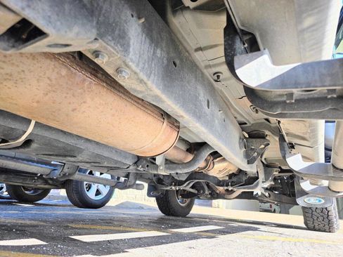 Used 2003 Ford Explorer Sport Trac 2WD image 3