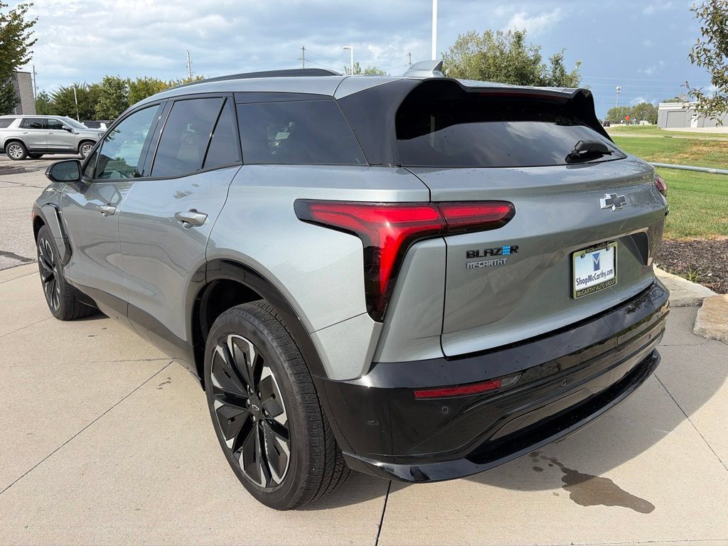 Used 2024 Chevrolet Blazer EV RS AWD/4WD image 19