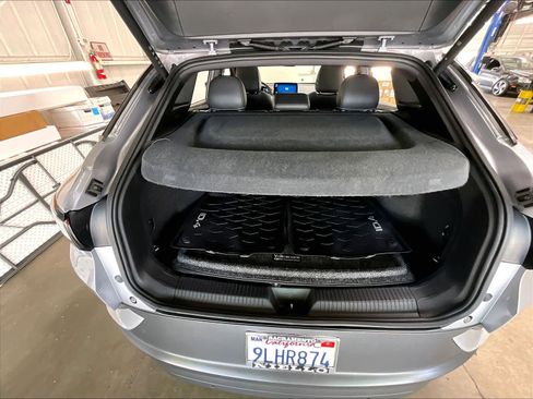 Used 2023 Volkswagen ID.4 Pro S image 31