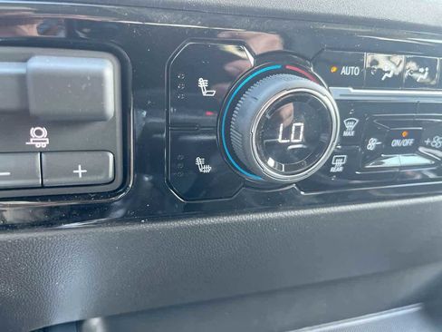 New 2026 Chevrolet Silverado 1500 LT Trail Boss w/ LT Trail Boss Premium Package AWD/4WD image 25