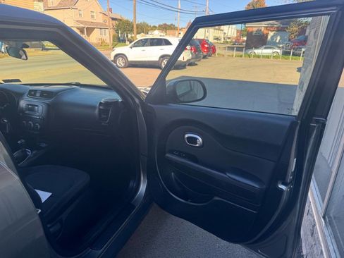 Used 2014 Kia Soul image 24