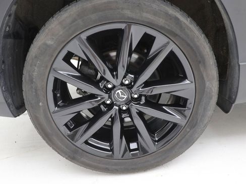 Used 2023 MAZDA CX-9 Touring Plus AWD/4WD image 9