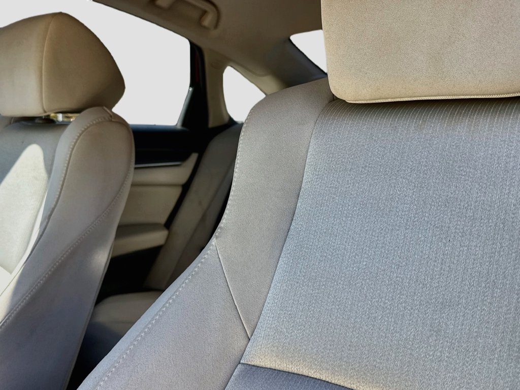 Used 2018 Honda Accord LX image 9