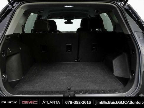 Certified 2024 GMC Terrain SLE FWD image 28