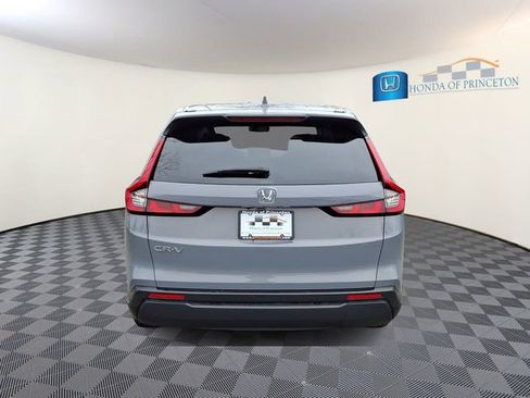 Used 2024 Honda CR-V EX image 5