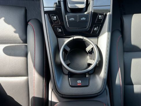Certified 2025 Porsche 911 Targa 4 GTS AWD/4WD image 29
