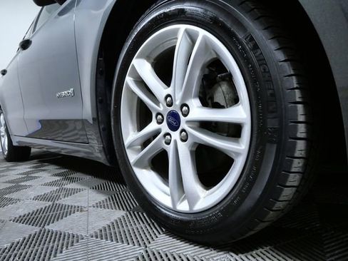 Certified 2018 Ford Fusion S FWD image 2