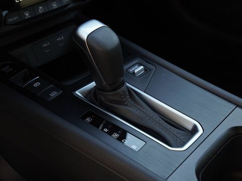 New 2026 Nissan Kicks SV image 15