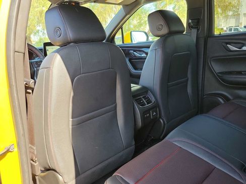 Used 2024 Chevrolet Blazer RS w/ Enhanced Convenience Package FWD image 16