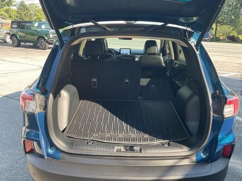 Used 2020 Ford Escape Titanium w/ Titanium Premium Package 2.0 AWD/4WD image 38