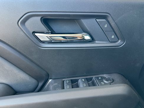 New 2025 GMC Canyon Elevation w/ Convenience Package image 12