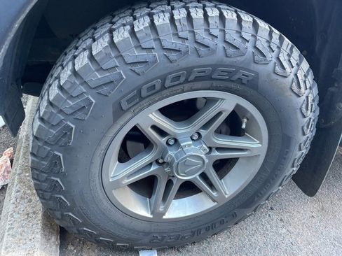 Used 2013 Toyota Tacoma PreRunner w/ Convenience Pkg image 2