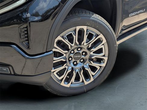 New 2026 GMC Sierra 1500 Denali Ultimate image 2