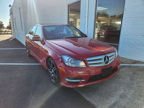 Used 2013 Mercedes-Benz C 250 Sedan image 8