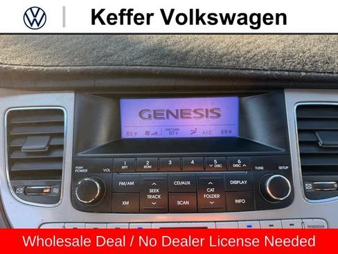Used 2009 Hyundai Genesis 3.8 w/ Premium Pkg 2 RWD image 24