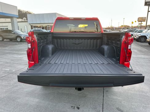 New 2026 Chevrolet Silverado 1500 Custom Trail Boss w/ Turbomax Blackout Package AWD/4WD image 9