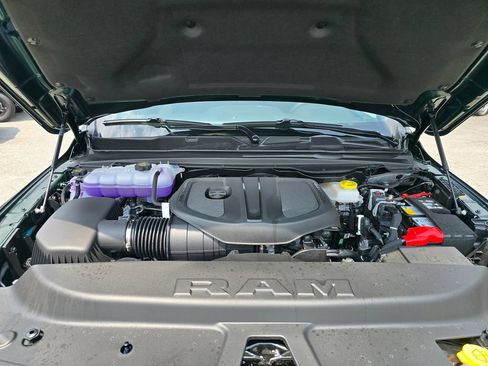 New 2026 RAM 1500 Big Horn AWD/4WD image 19