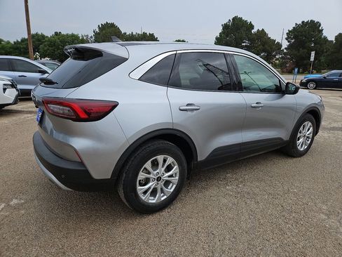 Used 2023 Ford Escape Active w/ Tech Pack #1 FWD image 11