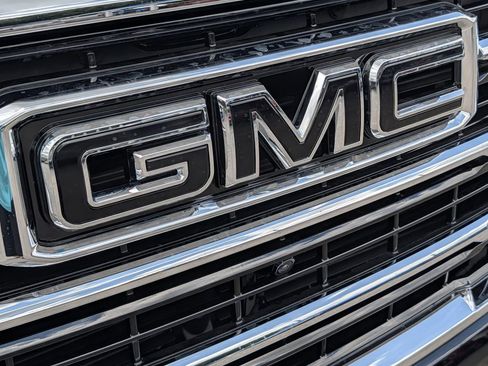 New 2026 GMC Yukon Elevation w/ Elevation Premium Package AWD/4WD image 37