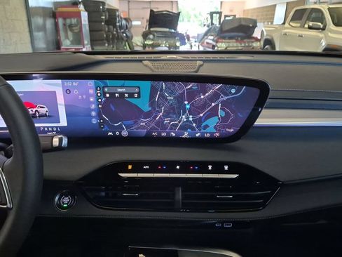 New 2026 Buick Enclave Preferred w/ Power Package AWD/4WD image 14