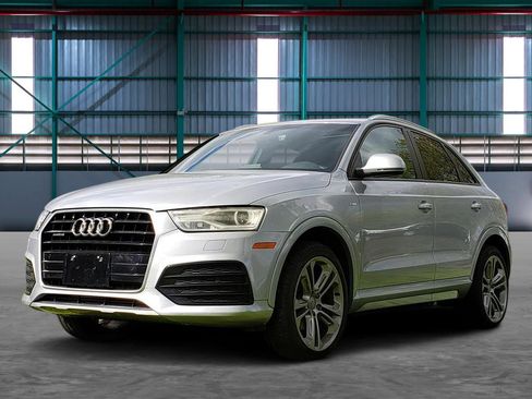 Used 2018 Audi Q3 2.0T Premium w/ Convenience Package AWD/4WD image 1