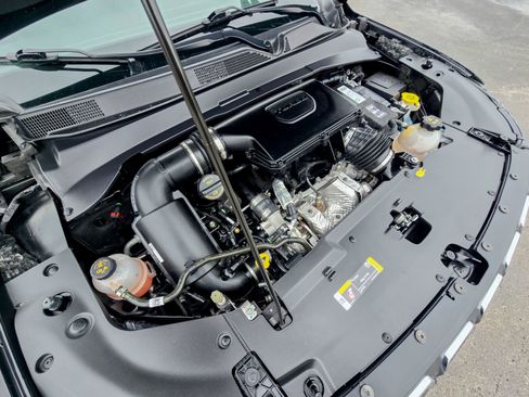 Used 2024 Jeep Compass Latitude image 42