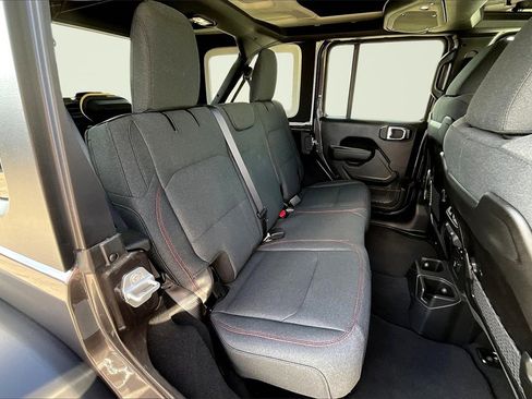 New 2025 Jeep Wrangler Rubicon w/ Technology Group image 9