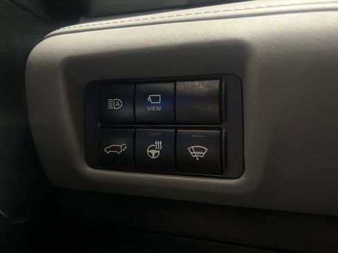 Used 2021 Toyota Highlander Platinum AWD/4WD image 23