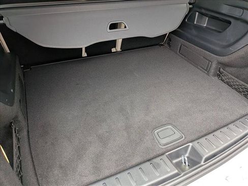 Certified 2025 Mercedes-Benz GLB 250 image 6