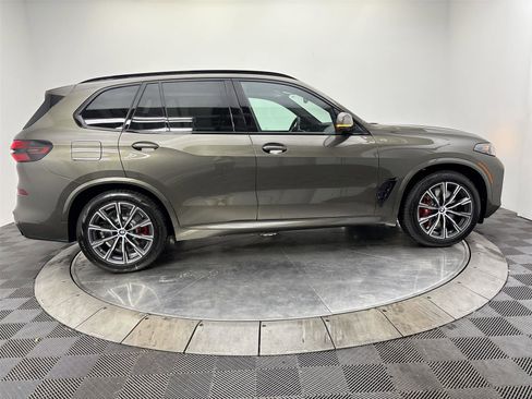 New 2026 BMW X5 xDrive50e AWD/4WD image 17