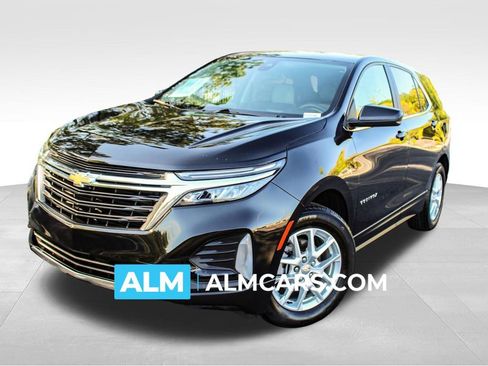 Used 2023 Chevrolet Equinox LT image 1