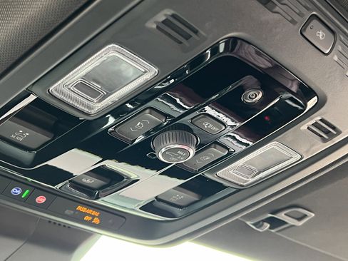 Used 2026 Cadillac Escalade ESV Sport w/ Touring Package image 35