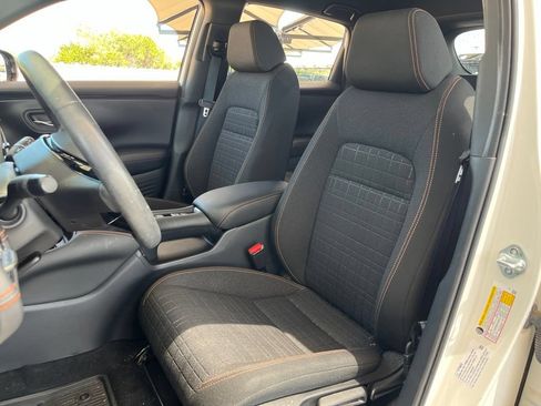 Certified 2024 Honda HR-V Sport image 25