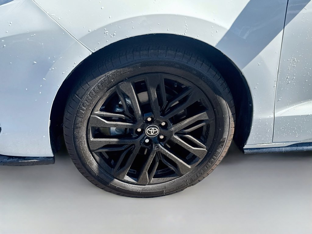 Used 2026 Toyota Sienna XSE FWD image 34