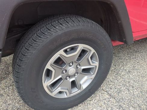 Used 2017 Jeep Wrangler Unlimited Sport w/ Quick Order Package 24S image 13