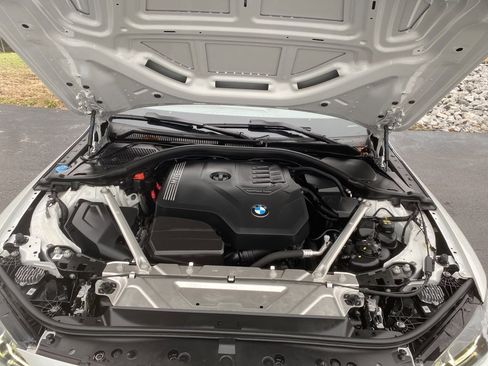 Used 2023 BMW 430i Convertible w/ M Sport Package image 17