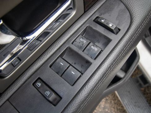 Used 2013 Ford F150 Platinum AWD/4WD image 11