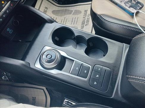 Used 2022 Ford Escape Titanium w/ Titanium Elite Package image 14