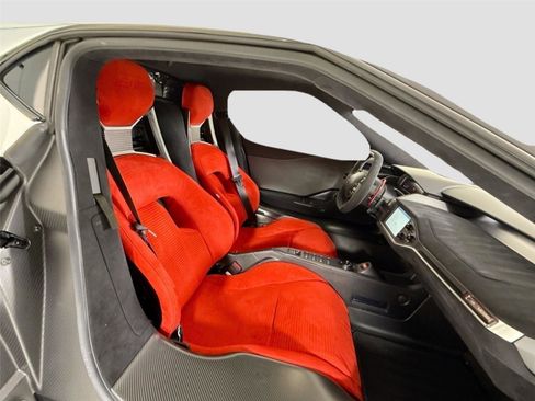 Used 2021 Ford GT Heritage Edition image 29