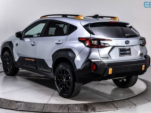 Used 2025 Subaru Crosstrek 2.5i Wilderness w/ Crosstrek Mirror Package image 4